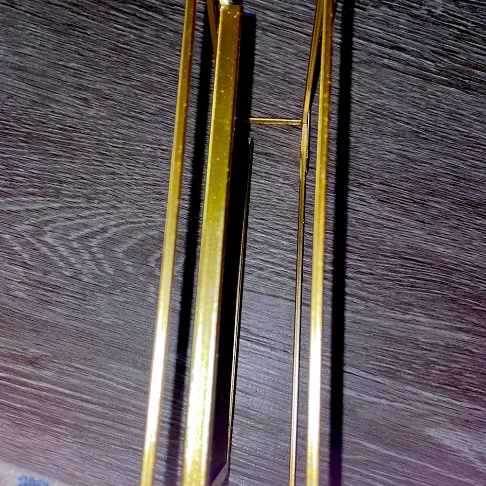 Picture Frame. Gold. - Picture 2 of 2